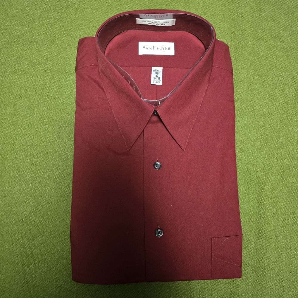 Van Heusen Men's Red Dress Shirt